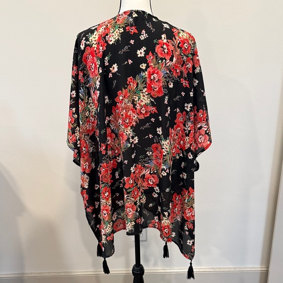 Maurices Multi Colored Floral Black Kimono with Tassels OS - Picture 7 of 11